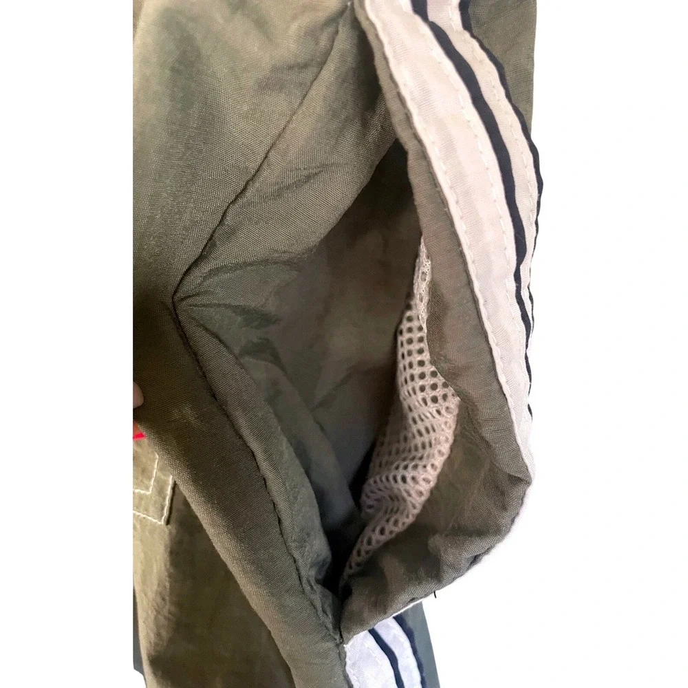 Vintage 90s KANDO Mens Olive Green Athletic Shorts Size L Side Stripe Mesh Lined